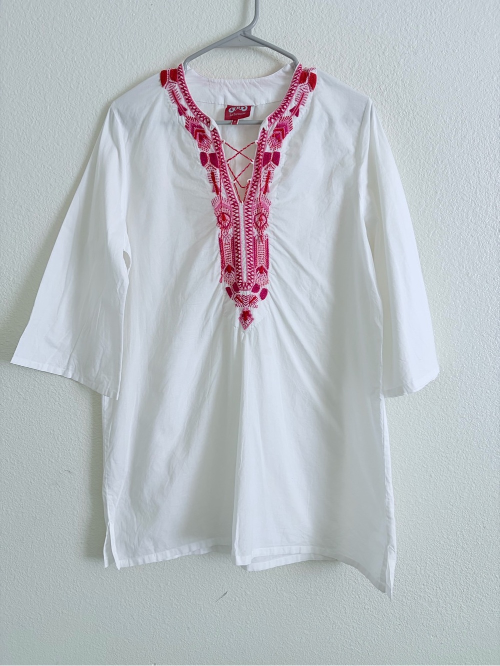 Emporio Sirenuse White Tunic with Pink Embroidery Sz S